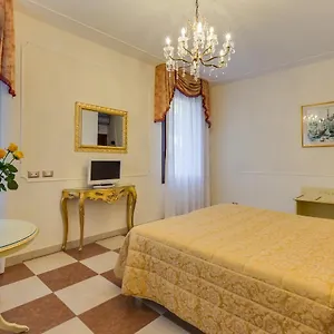Hotel Bernardi Semenzato, Venice