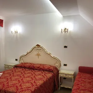 Hotel Leonardo, Venice
